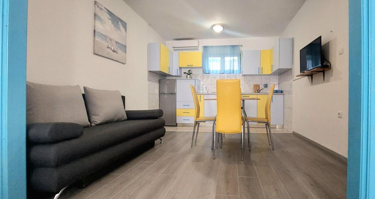 Luna Apartments Baška Voda Exterior foto